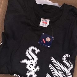 Supreme Men’s Shirt