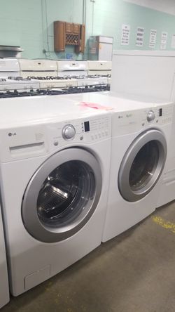 Lg washer and gas dryer set