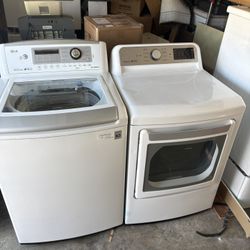 Lg Top Load Washer And Gas Dryer 