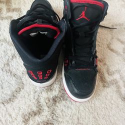 Used Jordan’s Size 7Y 