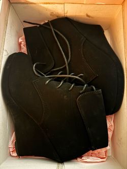 Black Suede Lace-Up Ankle Boots size 6