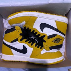Jordan 1 Retro High OG Yellow Ochre