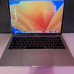 Apple MacBook Pro 13” 2017, 4 x Thunderbolt 3 Ports, i5 3.1Ghz, 8Gb, 500Gb Flash SSD
