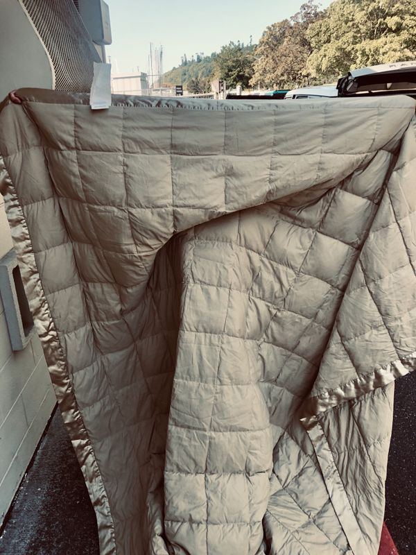New duck down blanket for Sale in Seattle, WA OfferUp