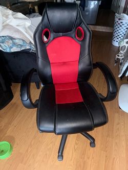 Black and Red Racing Style Gaming Chair