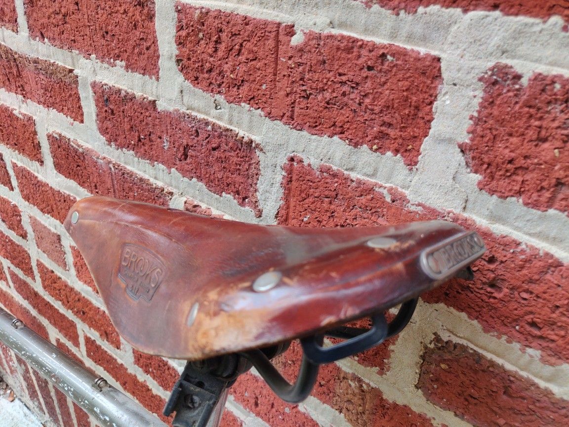 Brooks Saddle