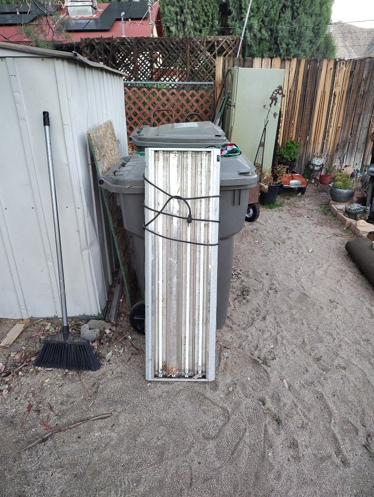 Hydroponics Lights System