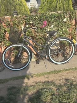 26 INCH HUFFY CRANBROOK BEACHCRUISER