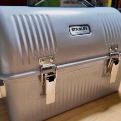 Stanley Insulated Metal Lunch Box $25