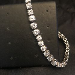 925 Sterling Silver Bracelet With Graduated Cubic Zircons Beautiful 