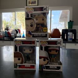 Stranger Things 3 Funko POP Lot Eleven with Robin  1244 Chase 421 Dustin 424 