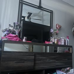 Dresser / Dark Brown 