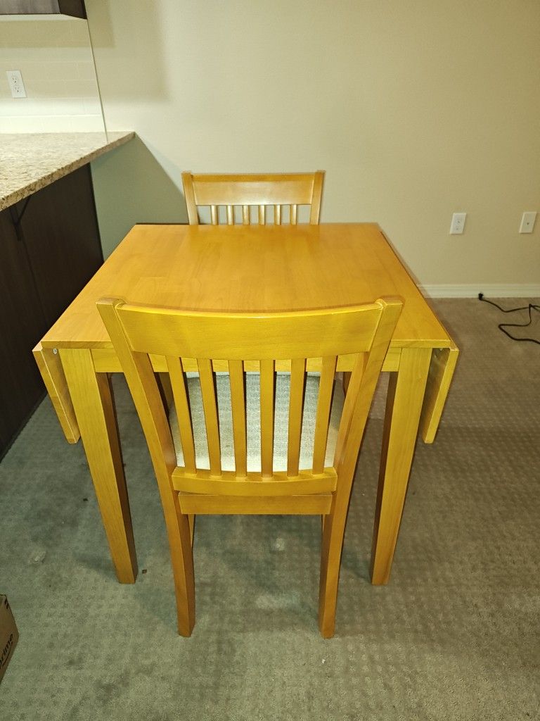 Kitchen/Card Table $100 OBO