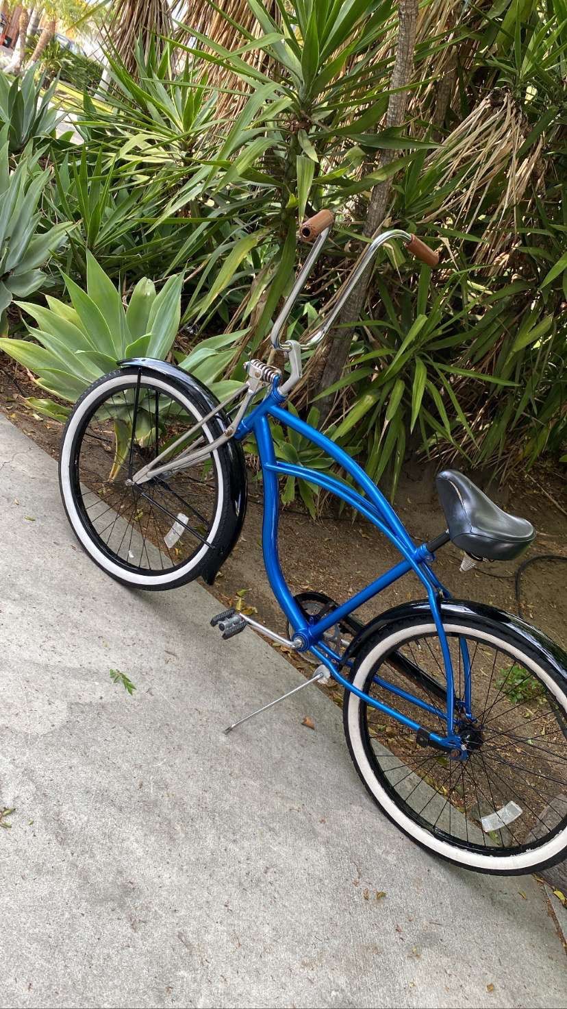 Lowrider Beach Cruiser Bike for Sale in Anaheim CA OfferUp