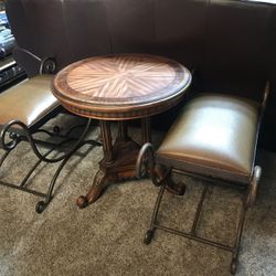 Game Table & 2 Stools 