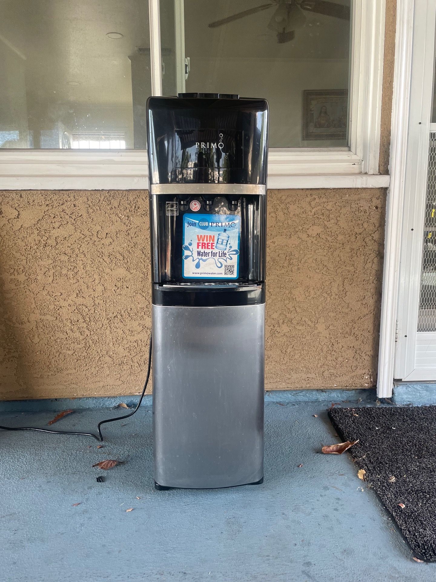 Water dispenser