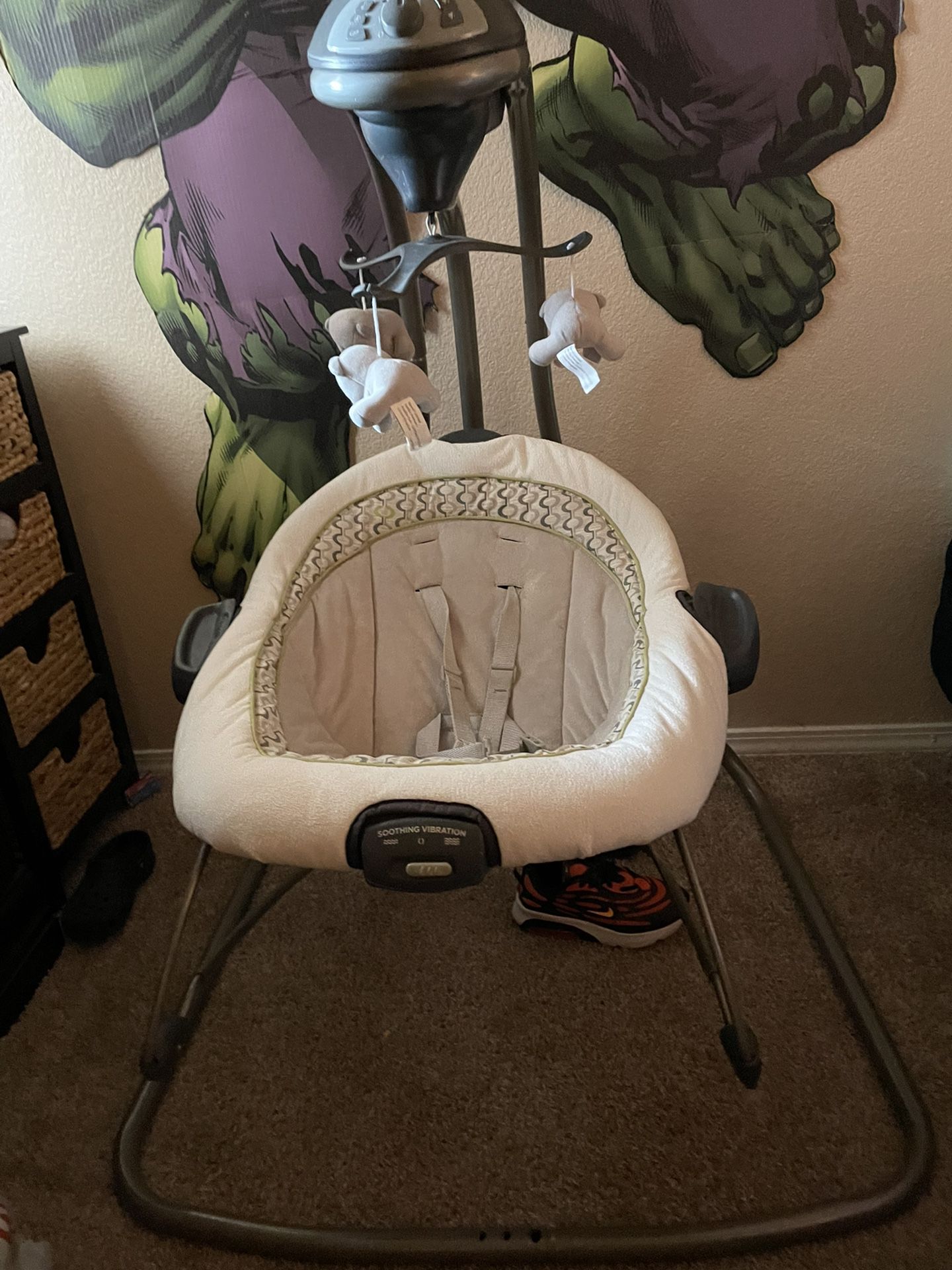 Graco Swing/bouncer Chair