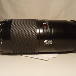 Minota, Maximum AF 70-210mm, 1:4 (32) 55mm Zoom Lens