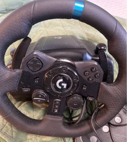 Ps5 Steering wheel and pedal