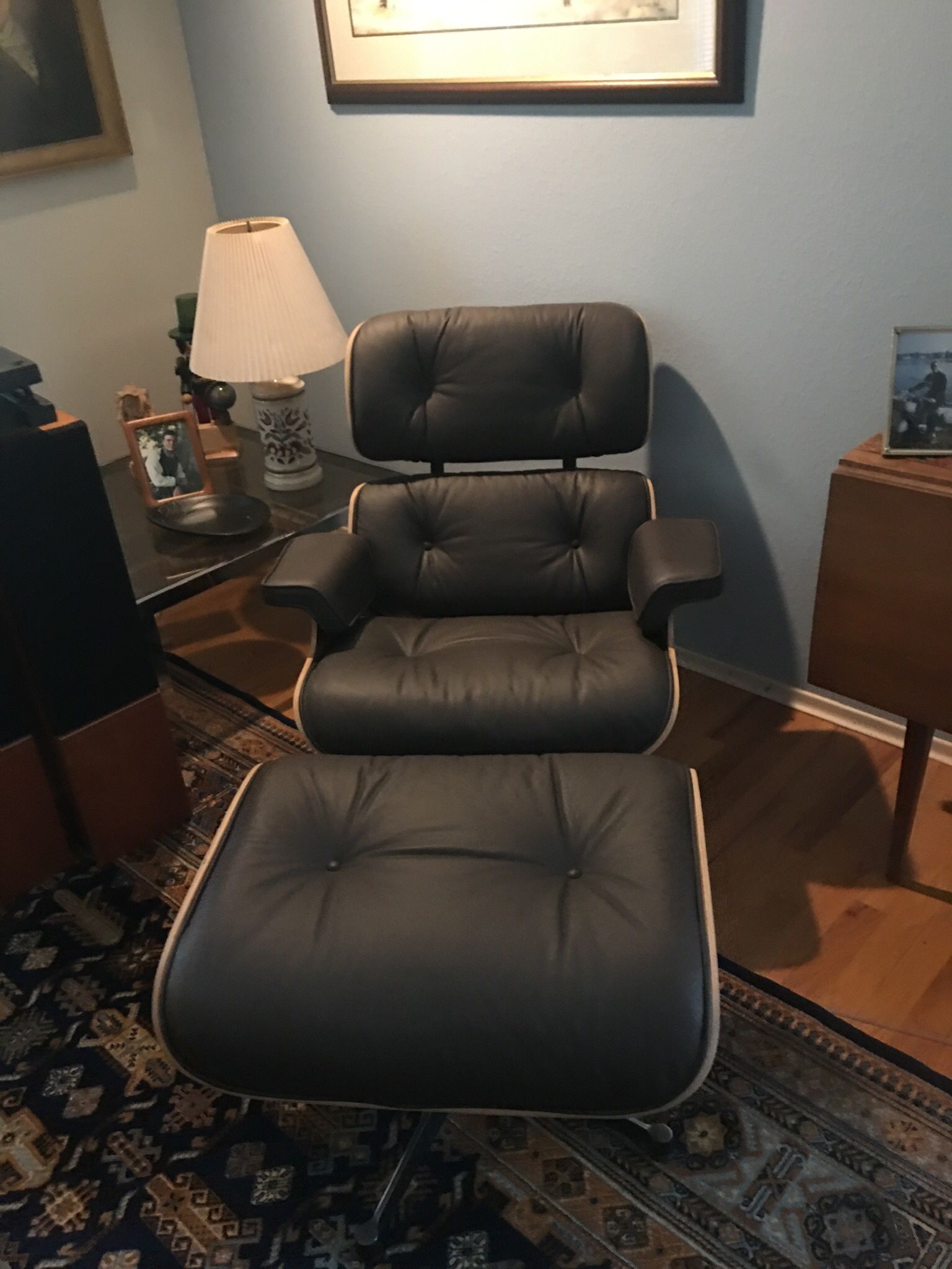 Eames Style Lounge Chair