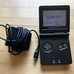 Game boy Advance SP Onyx With Charger And Game 