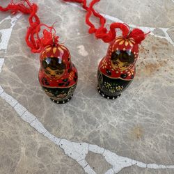 Traditional nesting dolls (Matryoshka or Babushka dolls).