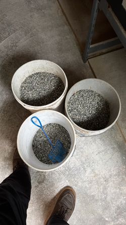 Aquarium gravel