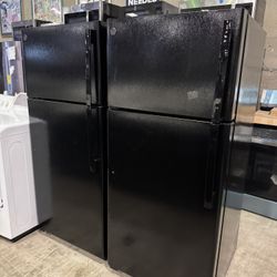 GE Refrigerator. 🚚WE DELIVER🚚