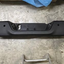 LA Zona Auto Parts 2009 to 2018 Dodge Ram 1500 Rear Black Bumper defensa tracera escalon negra with censor