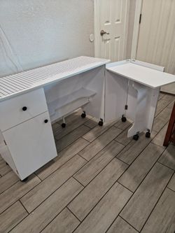 Compact quilting, sewing,cutting table (Delivery Available)