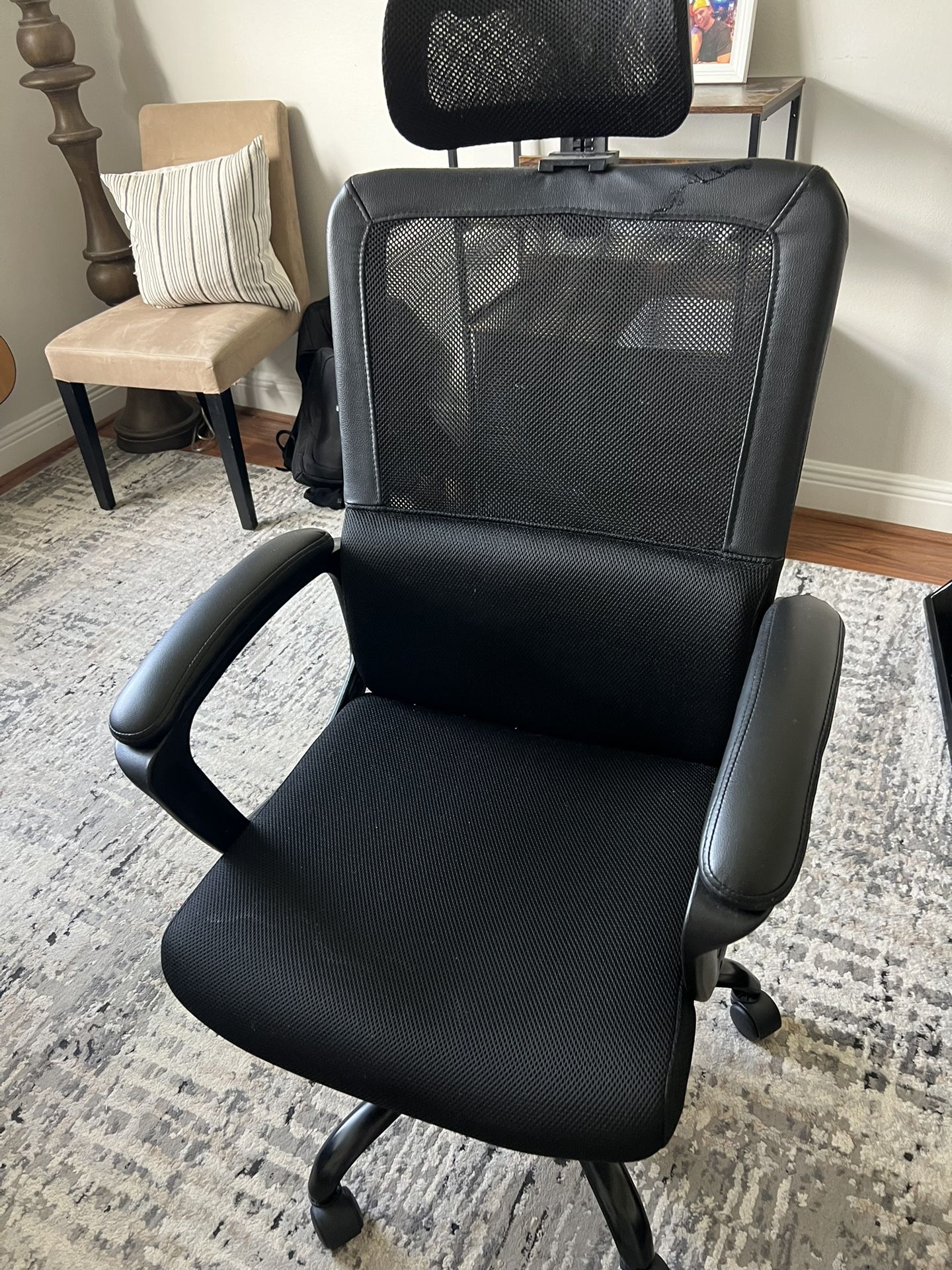 Nice Like New Office Chair $40