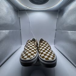 Vans slip on theory checkerboard size 4.5