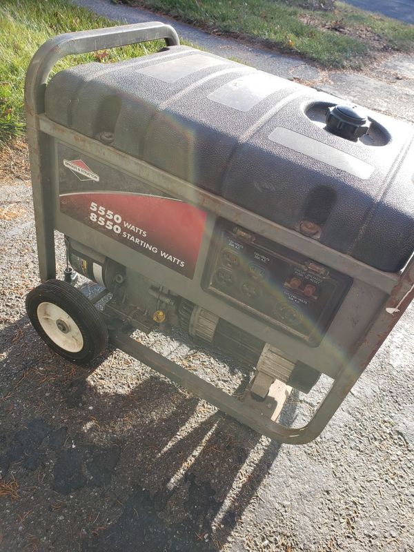 Briggs and stratton 5500 watt generator for Sale in Shrewsbury, MA