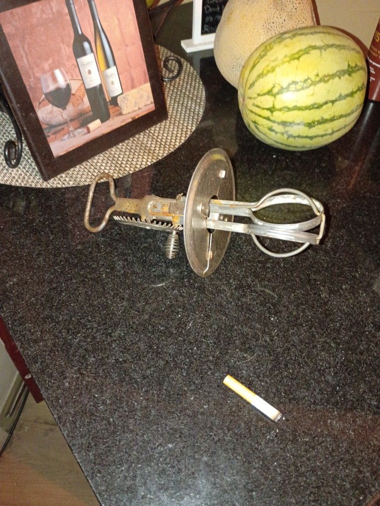 Antique Egg Beater With Splash Guard