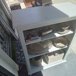 Great Small Shelf And Largr Frame To Make Into Blackboard Or Mirror Perfect To Start A Room