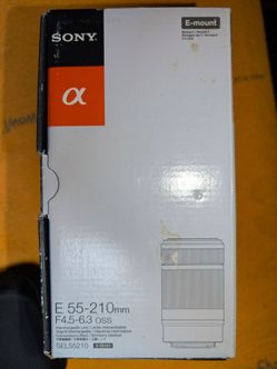 Sony E 55-210mm F4.5-6.3 OSS E-Mount Lens