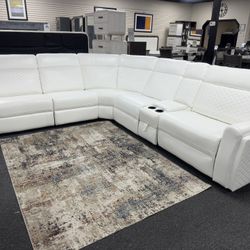 Manual Recliner Sectional. 🚚WE DELIVER🚚