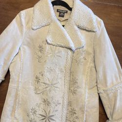 $60 Women’s Beautiful Medium Jacket Great Condition