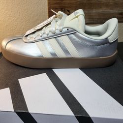 *NEW* Adidas VL Court 3.0 Silver Metallic Gum JQ7315 Women's Size 10 with Box,  Tags and Extra Laces
