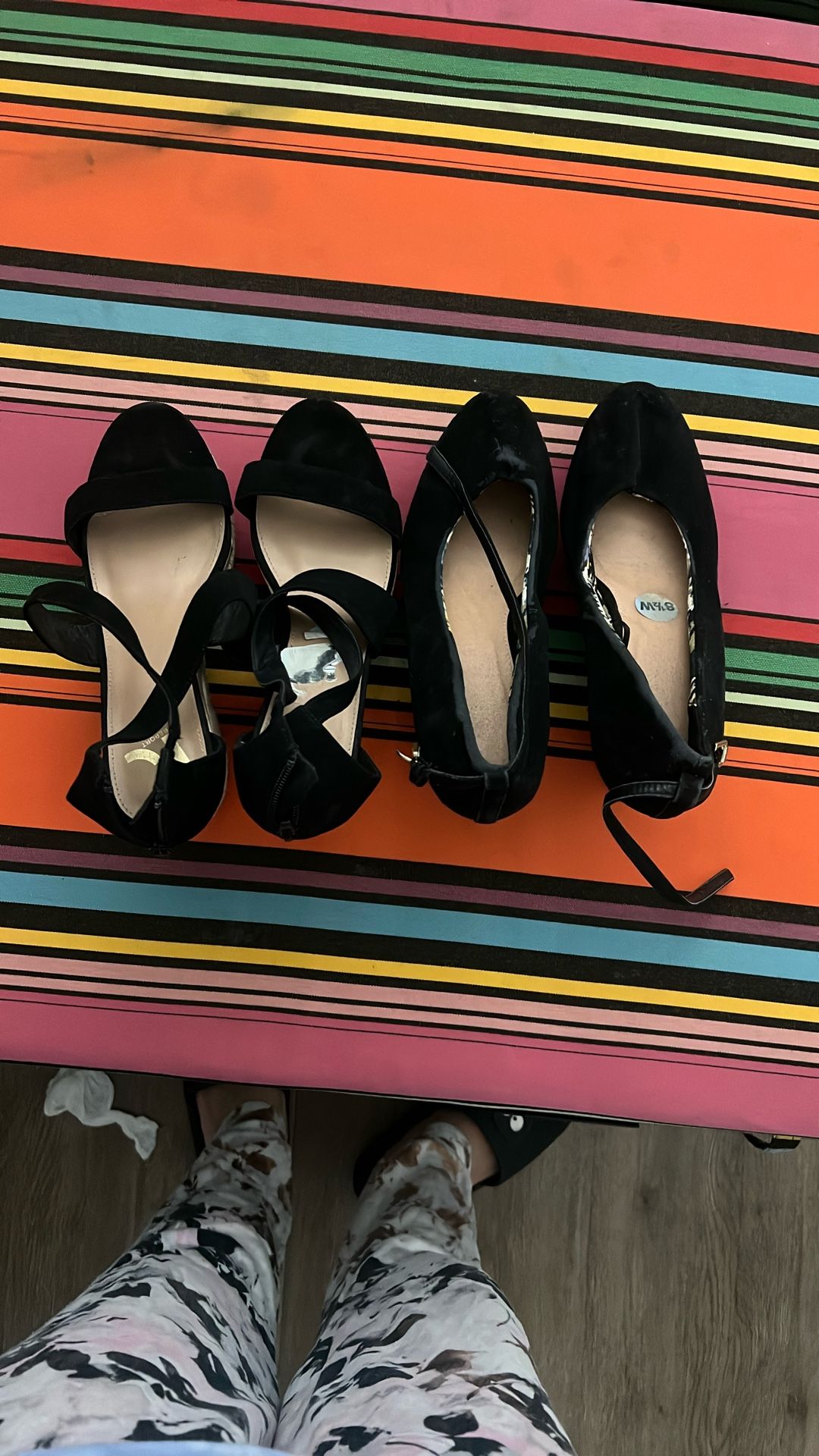 8.5 The Black. The Sandal Is 9 Each$25