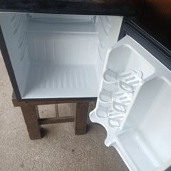 Danby Fridge It Works #Mini Fridge