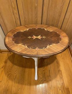 Beautiful Vintage Side Table