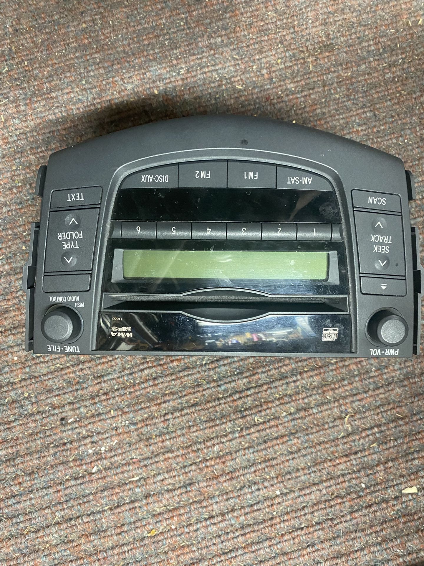Toyota RAV4 Stock Radio