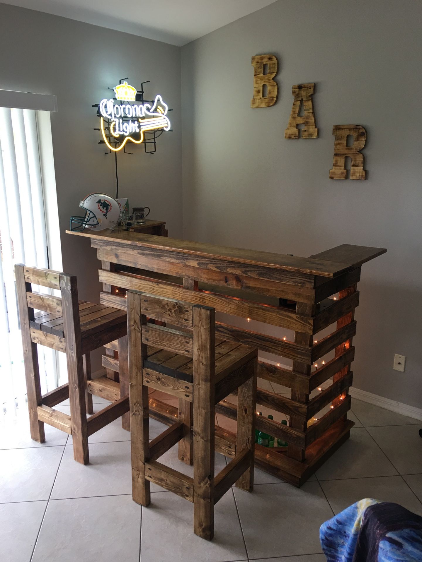 Pallet Bar Stools & Bar Sign