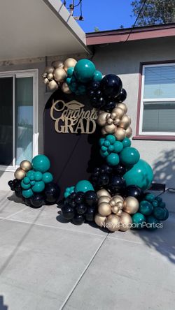 Graduation Backdrop crate plant