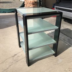 Entertainment Shelving Unit (Glass Shelves)