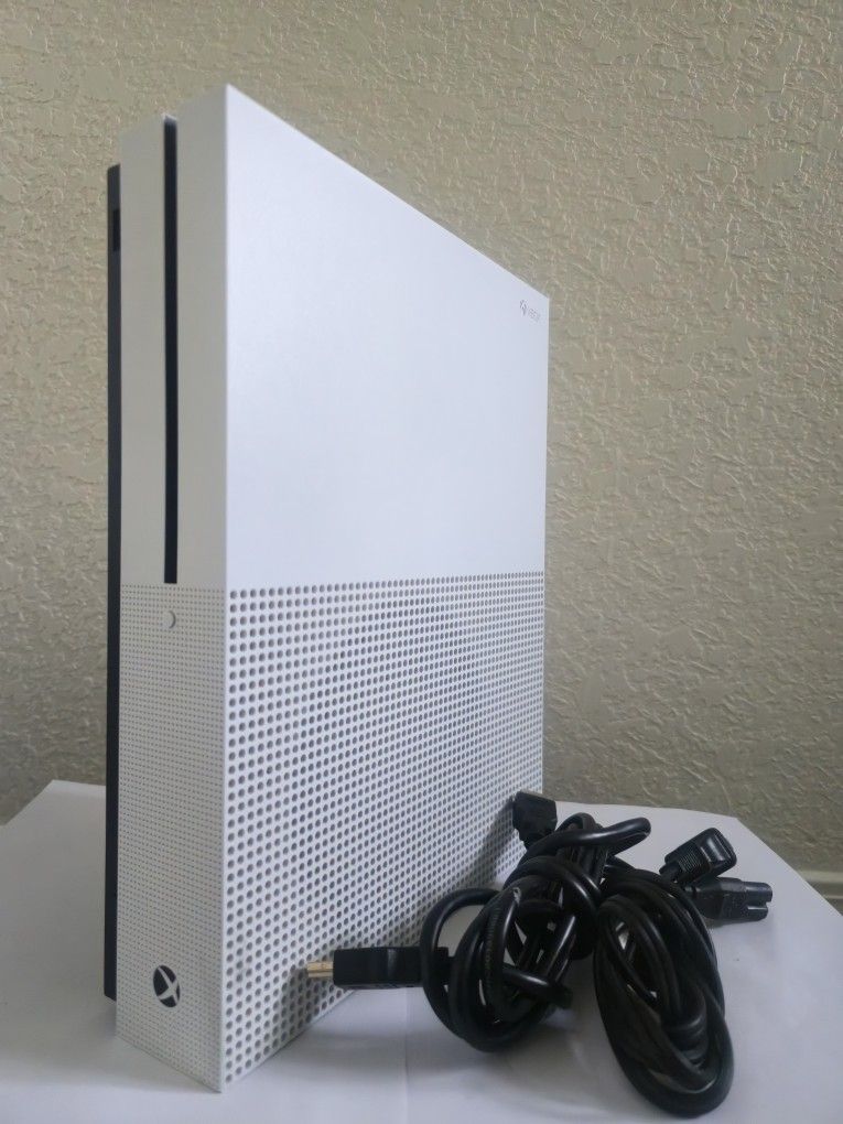 Xbox One S
