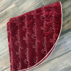 Red And Gold Tree Skirt