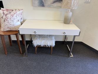 White Lacquer Desk with Metal Legs