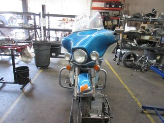 PARTED OUT - 1995 Harley Davidson FLHT Electra Glide - Motorcycle parts - 504260